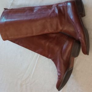 Soft leather knee high Em Meuno boots, made in Italy,